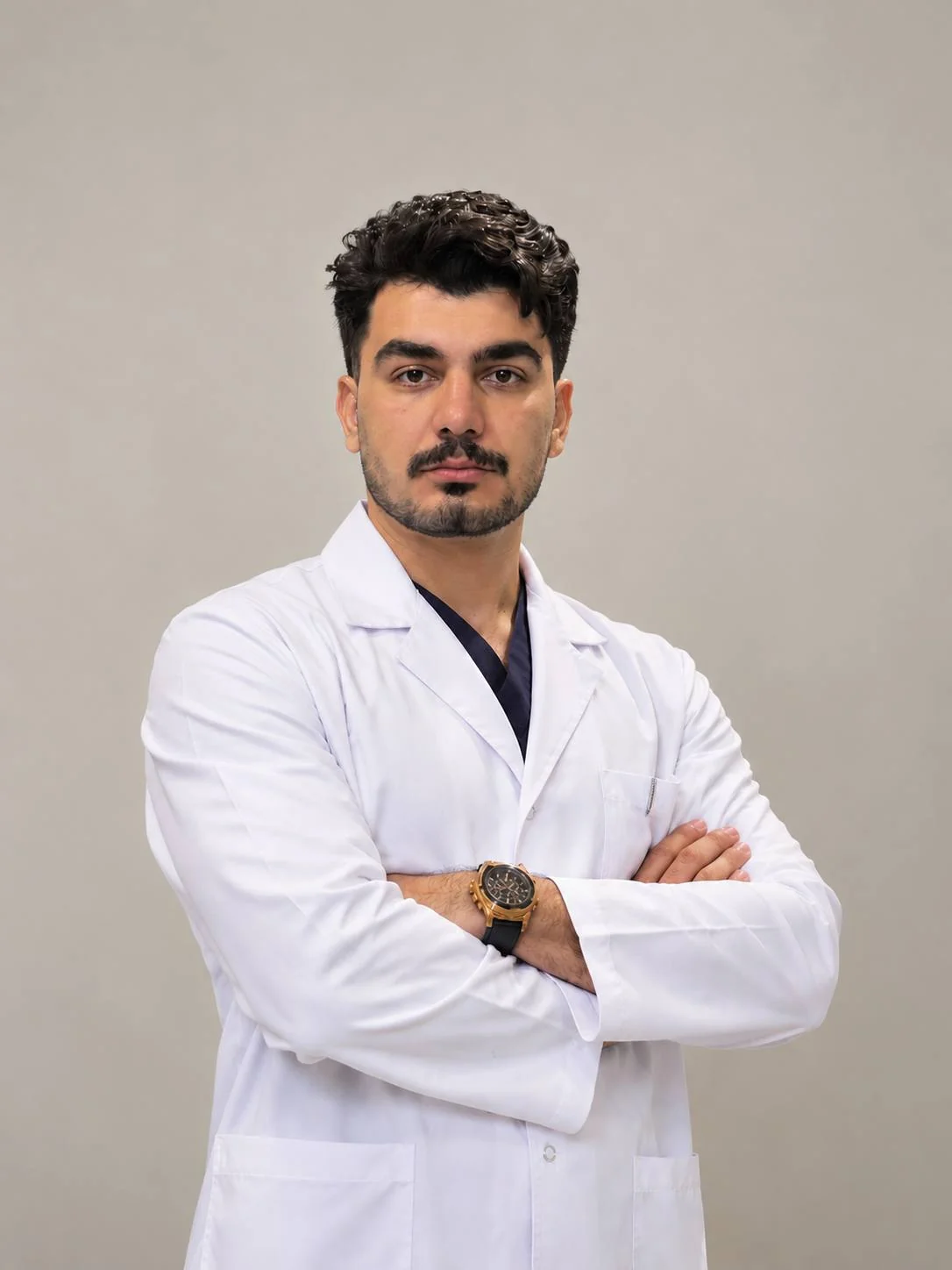 دکتر اختیار - دانشجوی پزشکی تبریز و مشاور ارشد استارت